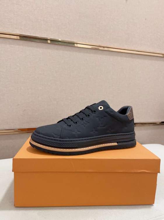 Picture of Louis Vuitton Shoes _SKULVsz38-44mnf016915237